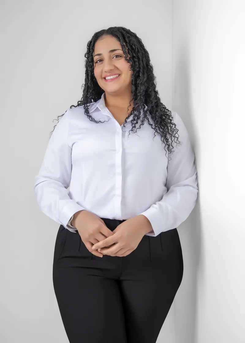 Paola Sharleen Valdez, productora de seguros licenciada